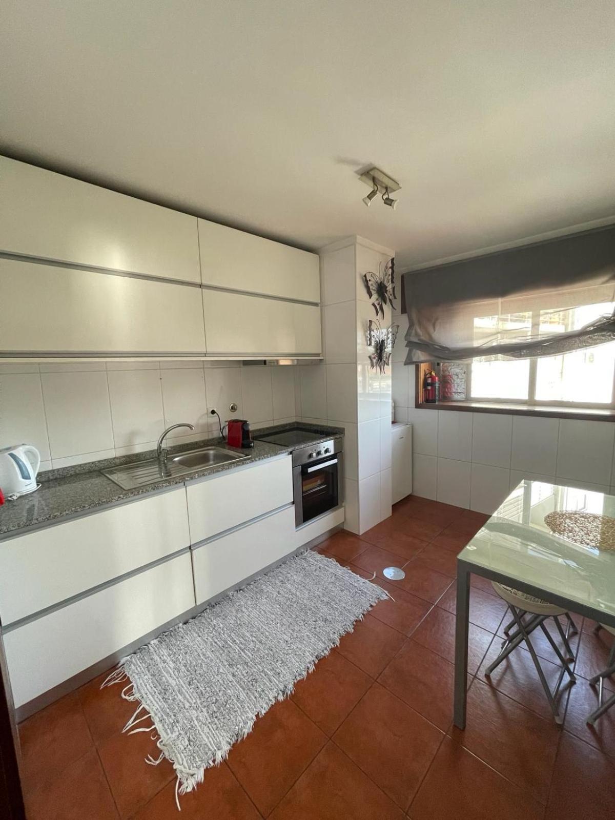 Flat4U Apartment ปาเรเดส ภายนอก รูปภาพ