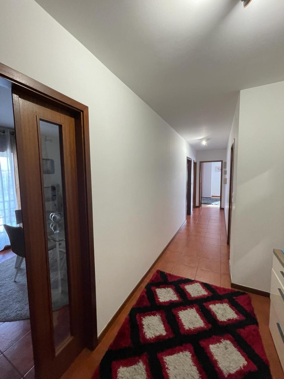 Flat4U Apartment ปาเรเดส ภายนอก รูปภาพ